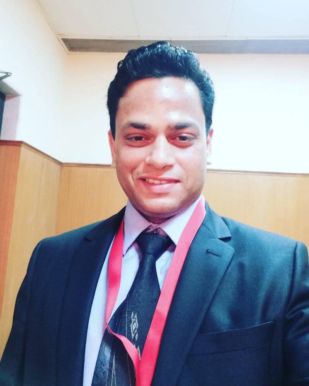 DR NITIN SHAKYA